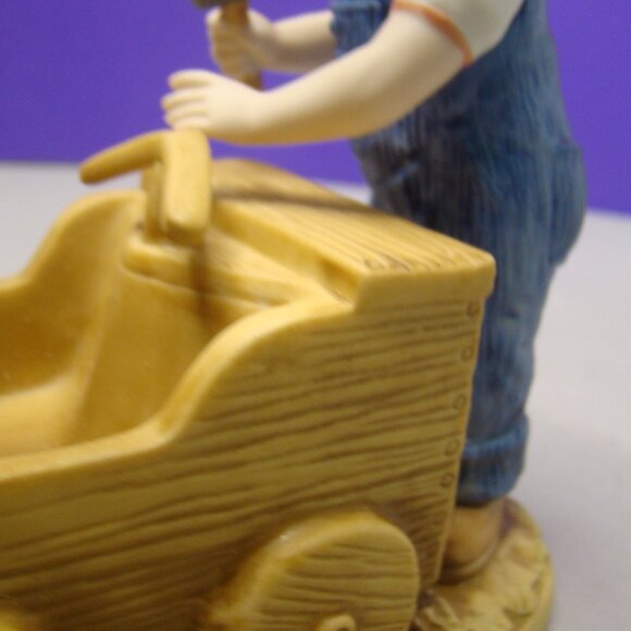 HOMCO DENIM DAYS "THE GO CART" PORCELAIN FIGURINE #15352-00 Farm with hang tag - Picture 13 of 16